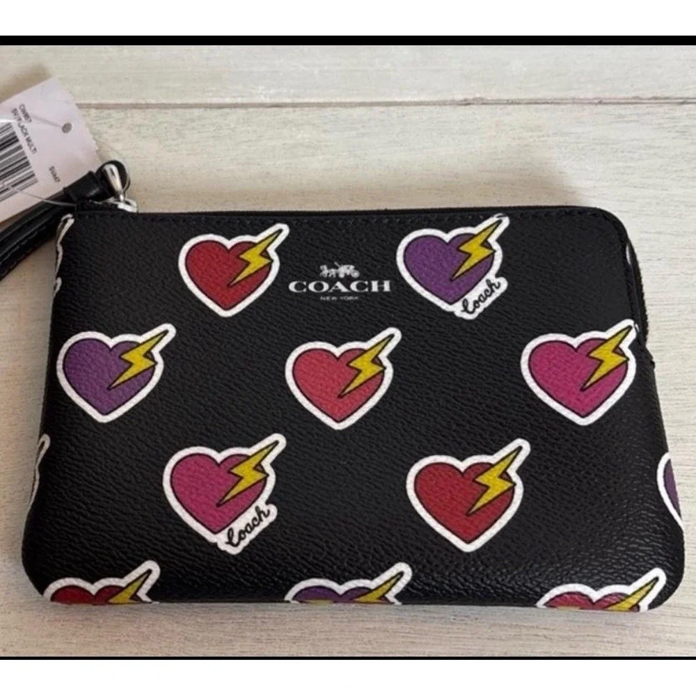 Coach Corner Zip Wristlet Black Multi Heart Lightning Bolt Leather‎ CN857 NEW